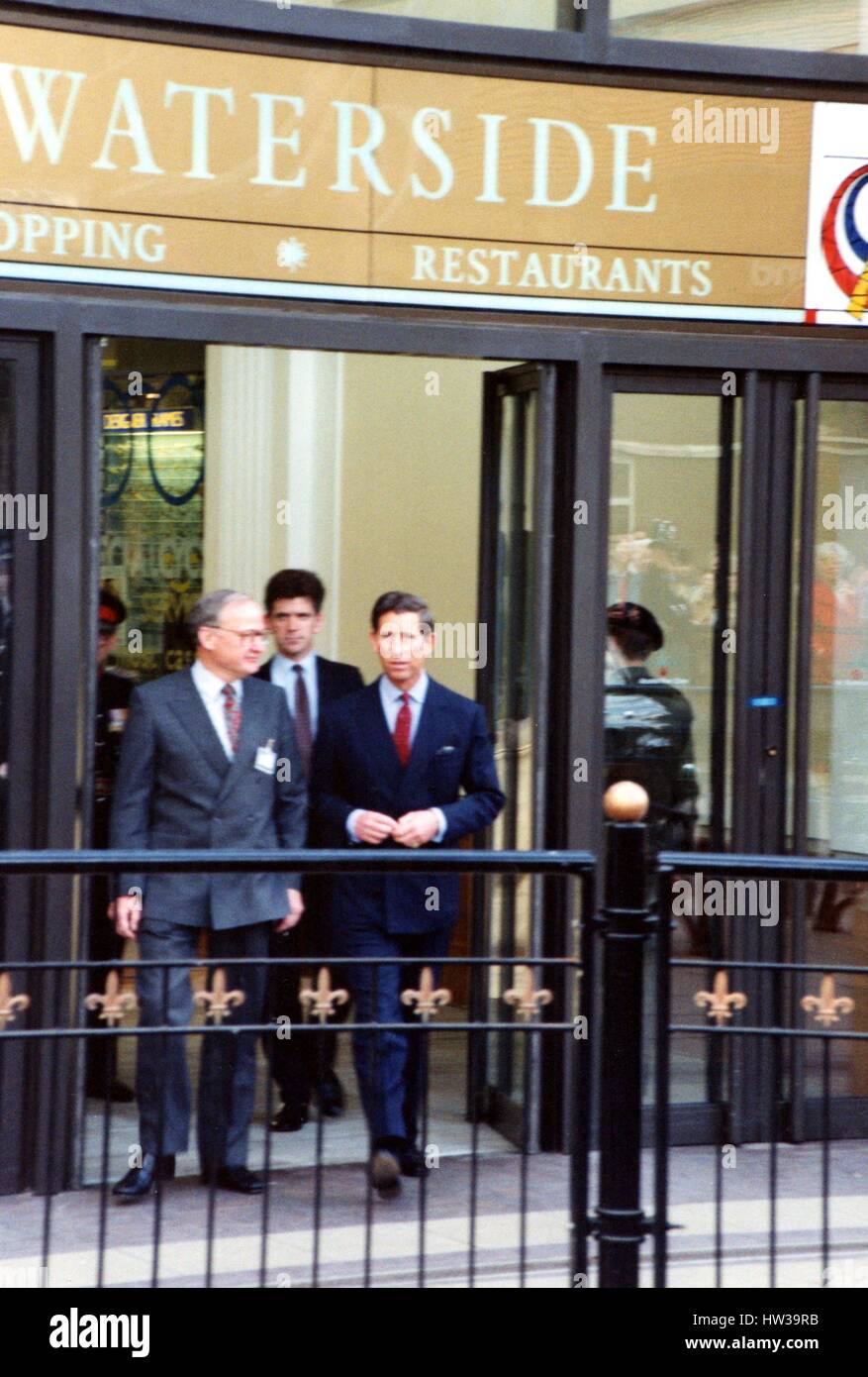 HRH The Prince Of Wales besucht die Waterside Einkaufszentrum LINCOLN 17. März 1992 Stockfoto