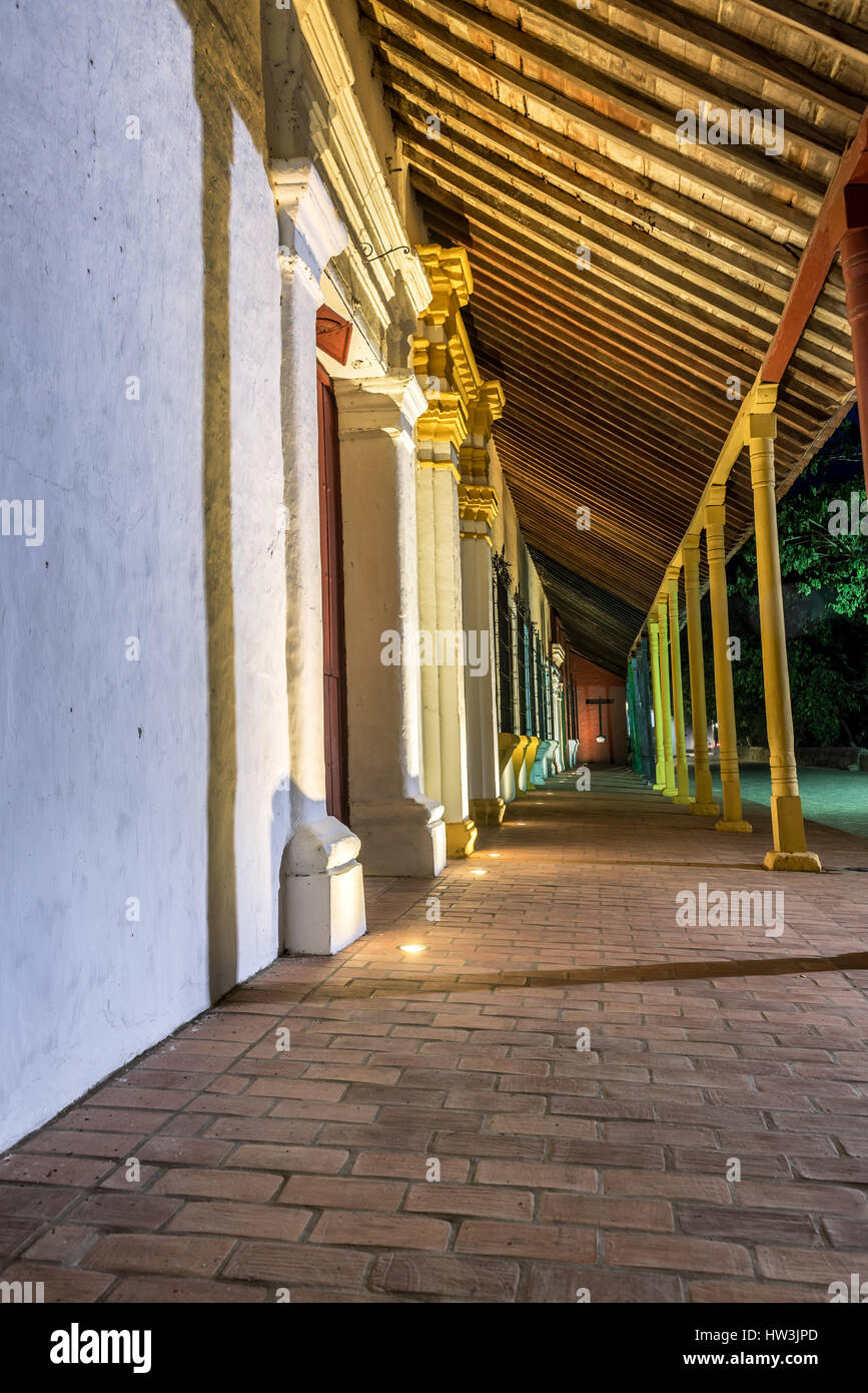 Nacht-Time-Ansicht der Architektur im Kolonialstil Mompox, Kolumbien Stockfoto
