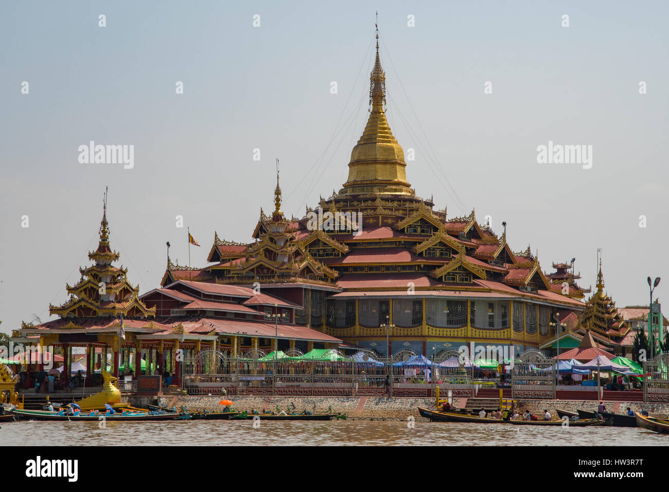 Phaung Daw Oo Pagode, Inle-See, Myanmar Stockfoto