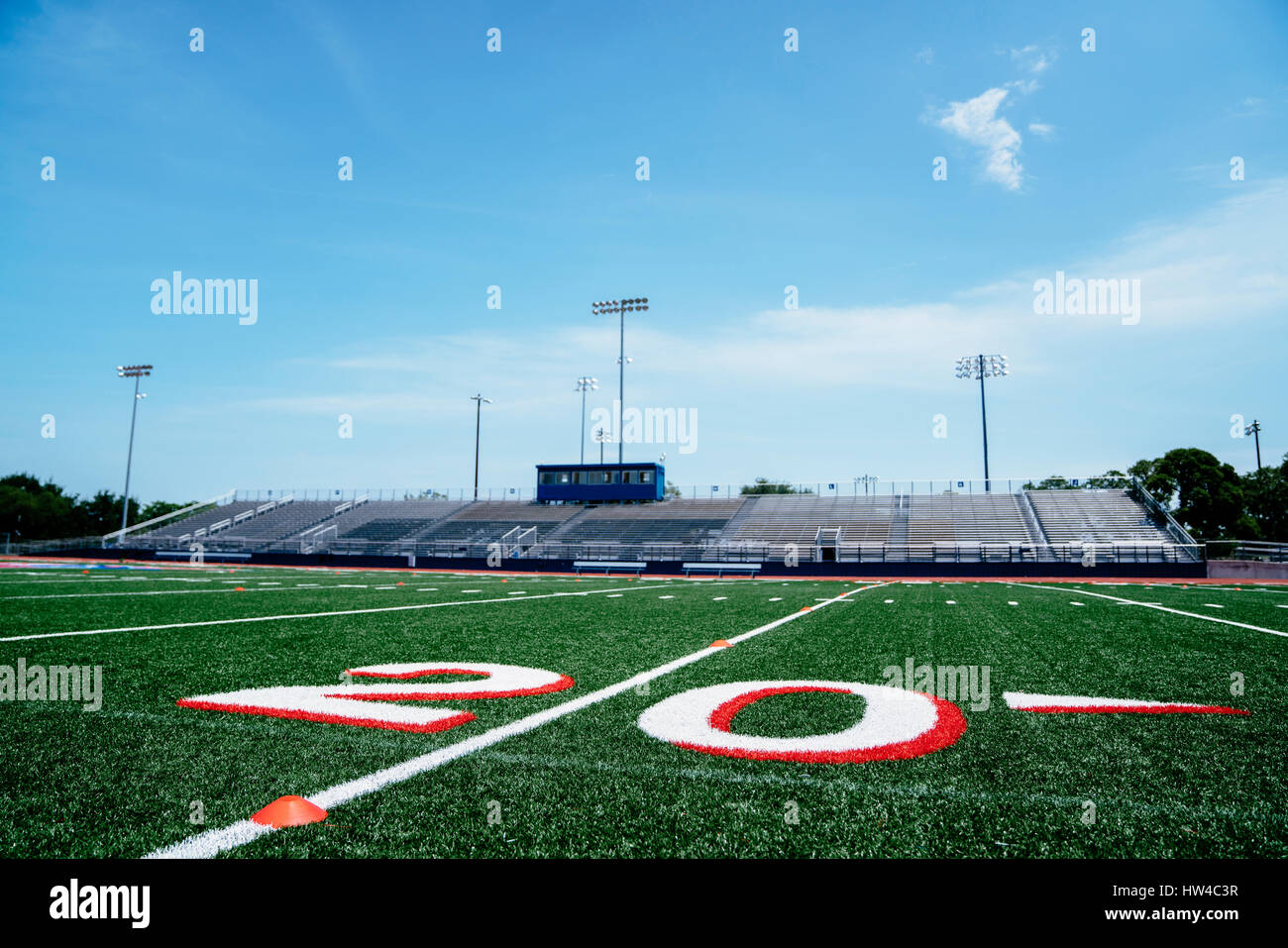 20-Yard-Linie auf Fußballplatz Stockfoto