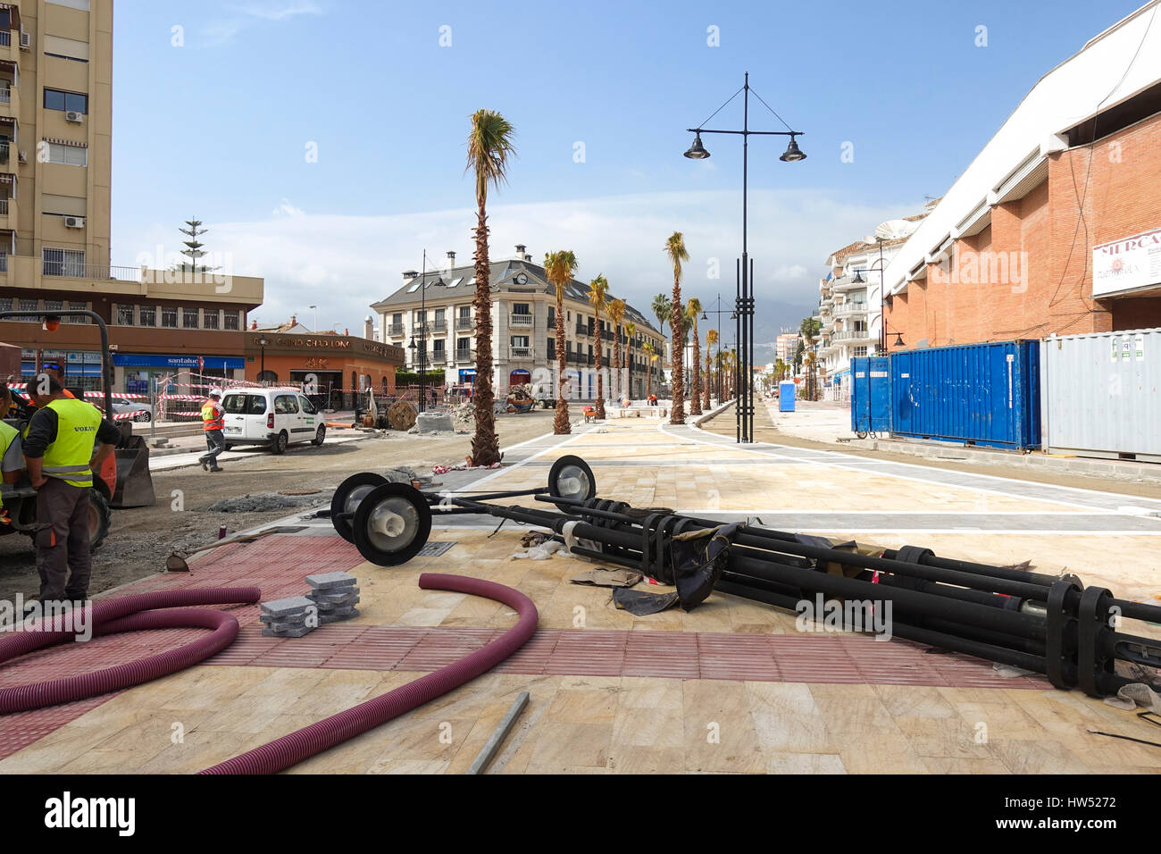 Straße im Bau, Infrastruktur, städtische Planung, Fuengirola, Spanien. Stockfoto