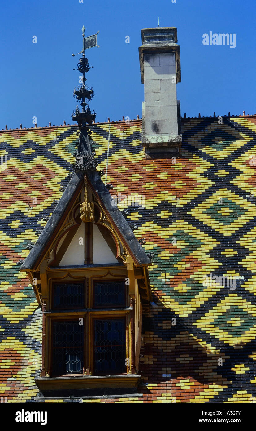 Polychrome Ziegeldach von den Hospices de Beaune. Beaunne. Burgund. Frankreich Stockfoto
