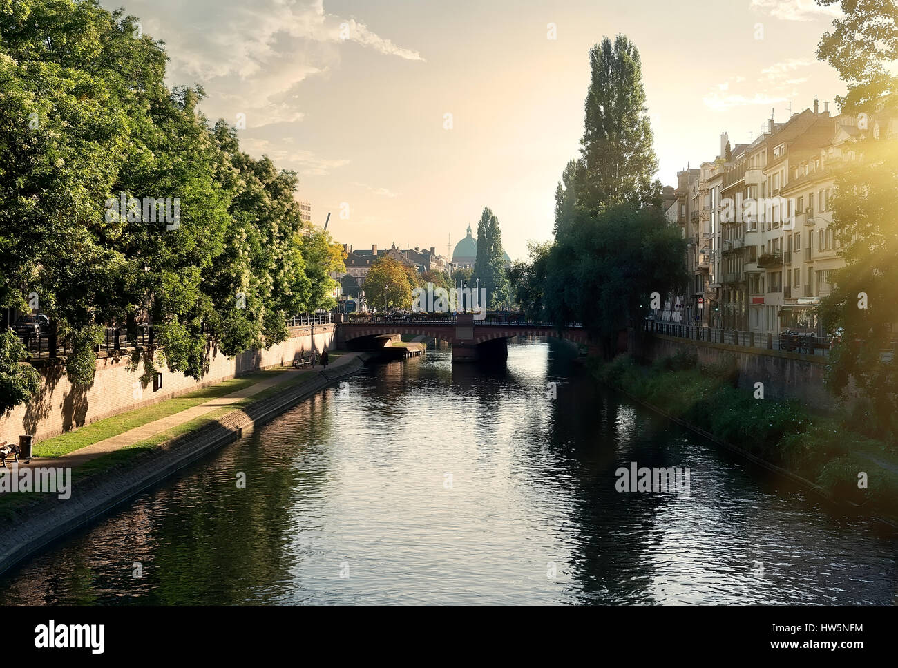 Stadtbild von Straßburg am sonnigen Sommermorgen, Frankreich Stockfoto