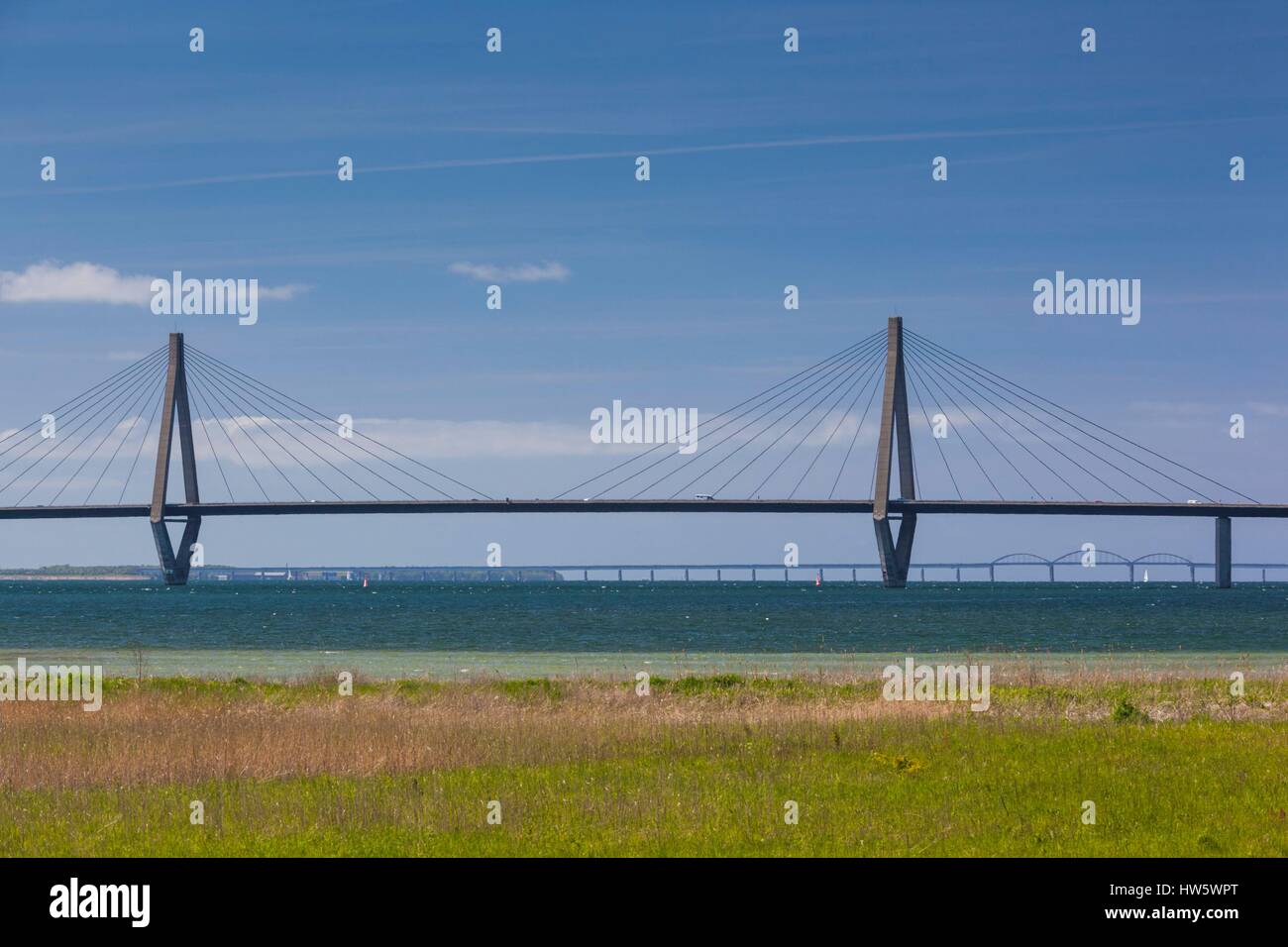 Dänemark, Mo, Fanefjord, Blick auf die Brücke zur Insel Falster Stockfoto