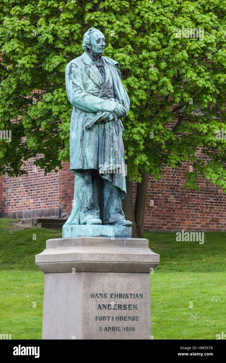 Dänemark, Fünen, Odense, Statue von H. C. Andersen Stockfoto
