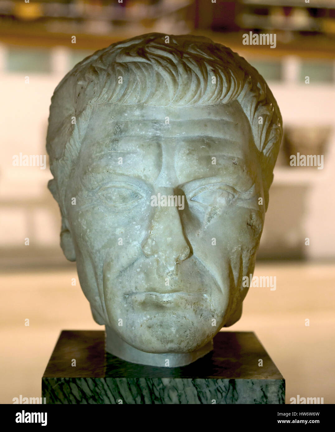 Männerkopf aus weißem Marmor. 1.. Jahrhundert n. Chr.. Römische Kultur. Archäologisches Museum. Barcelona. Spanien. Stockfoto