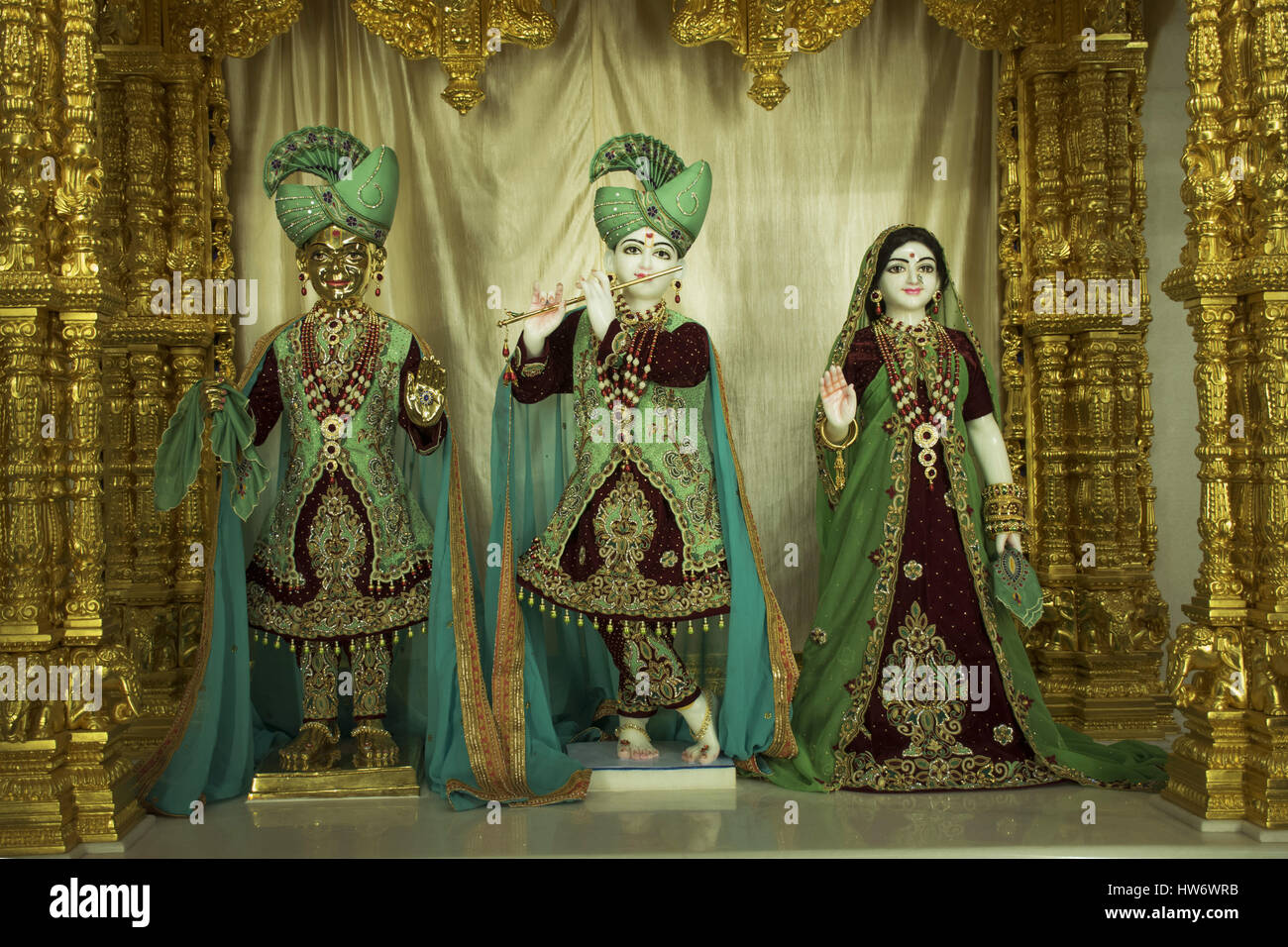 Verschiedene Statuen Gottheiten, BAPS Swaminarayan Mandir Katraj, Pune Stockfoto