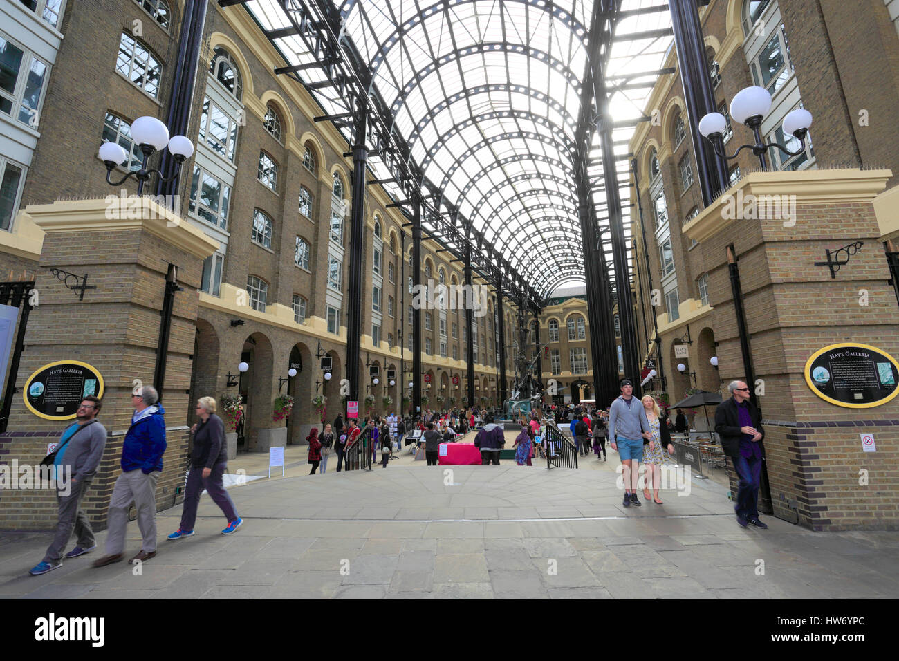 Innenraum der Hays Galleria, South Bank, London Borough von Southwark, Greater London, England, Vereinigtes Königreich Stockfoto