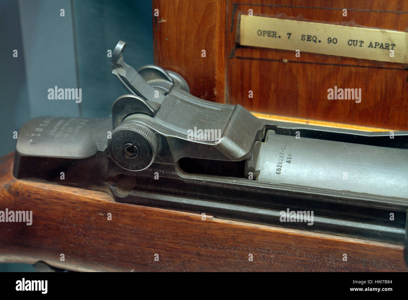 Den Verschluss auf ein M1 Garand Gewehr aus dem zweiten Weltkrieg auf dem Display in der Springfield Armory National Historic Site, Springfield, Ma, Vereinigte Staaten. Stockfoto