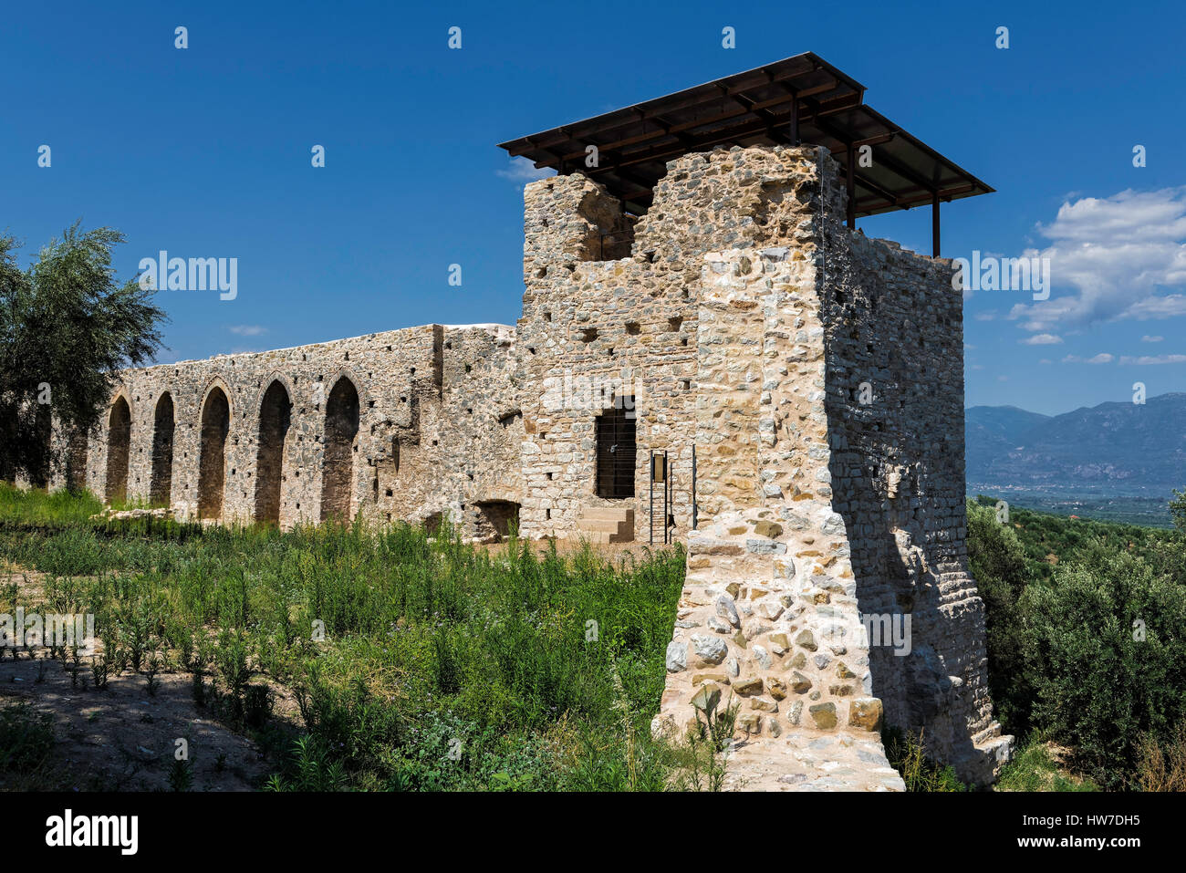 Blick auf die Burg Androussa in Peloponnes, Griechenland Stockfoto