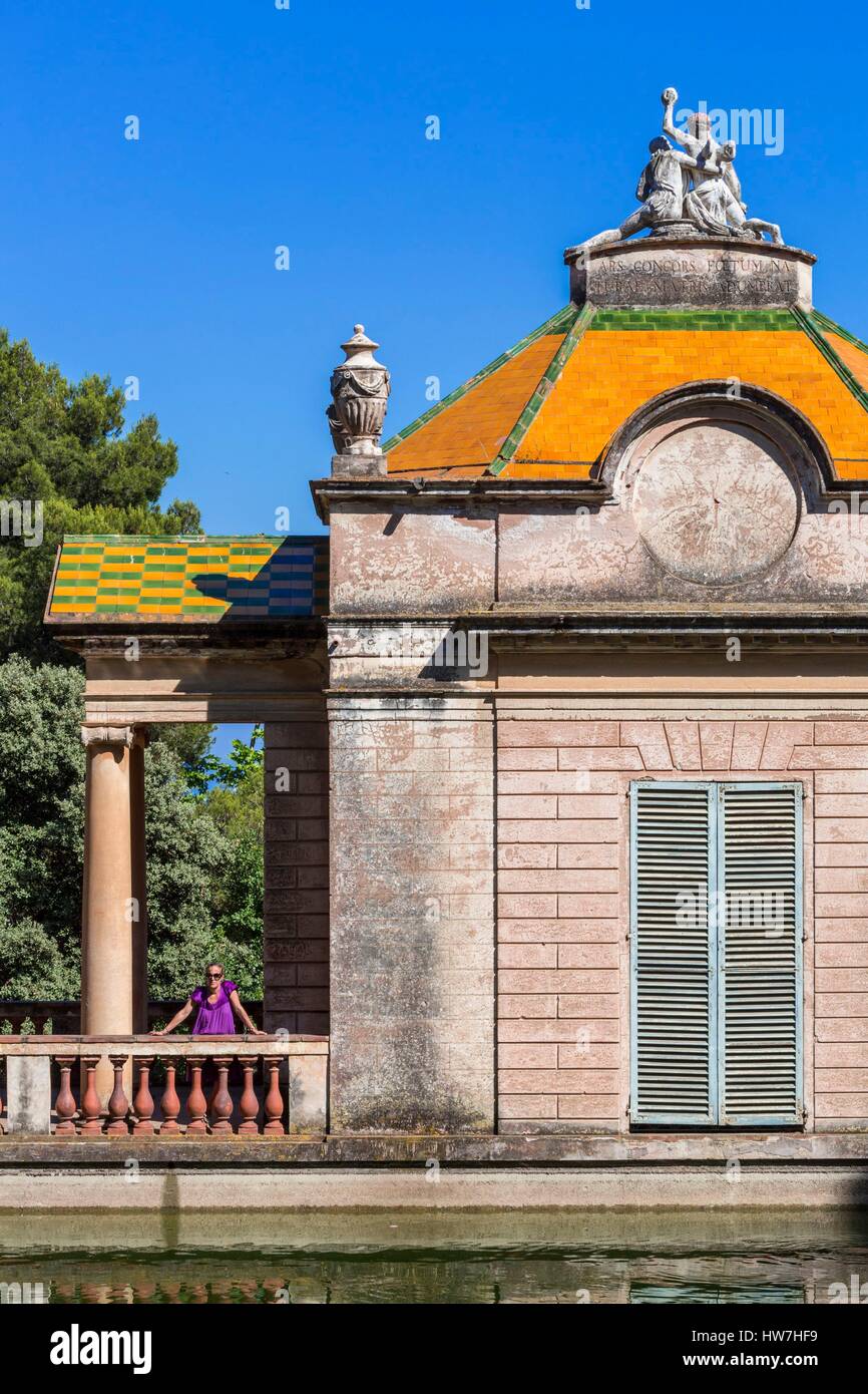 Spanien, Katalonien, Barcelona, Horta del Laberint d'Horta Park im Jahre 1792 wurde von dem italienischen Ingenieur Domenico Bagutti und zur öffentlichkeit geöffnet 1971, klassizistischen Pavillon Stockfoto