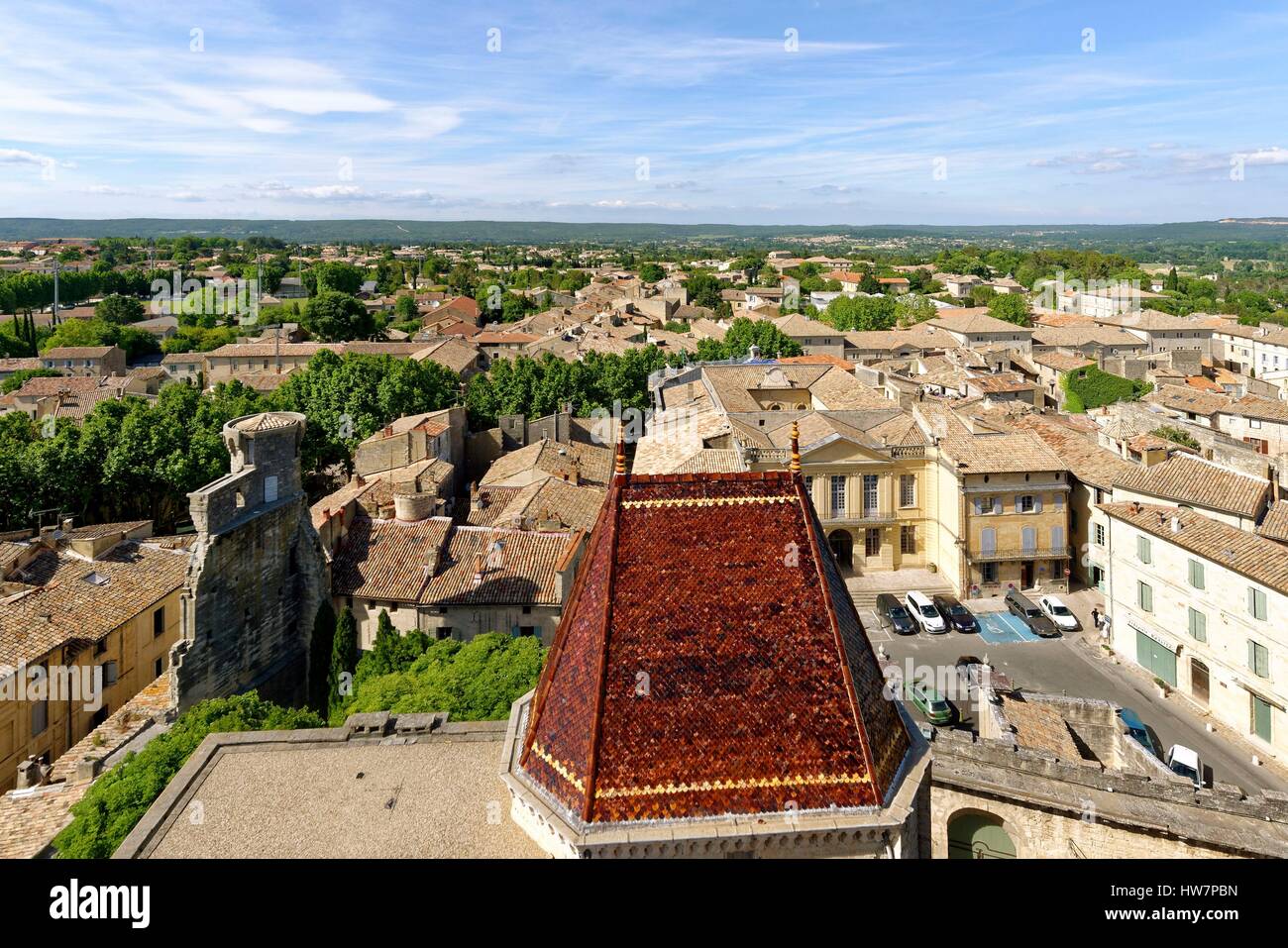 Frankreich, Gard, zahlt d'Uzege, Uzes, Herzogss Burg genannt Duche d'Uzes, an der Spitze der Bermonde Towern, Blick über die Dächer der Stadt Stockfoto