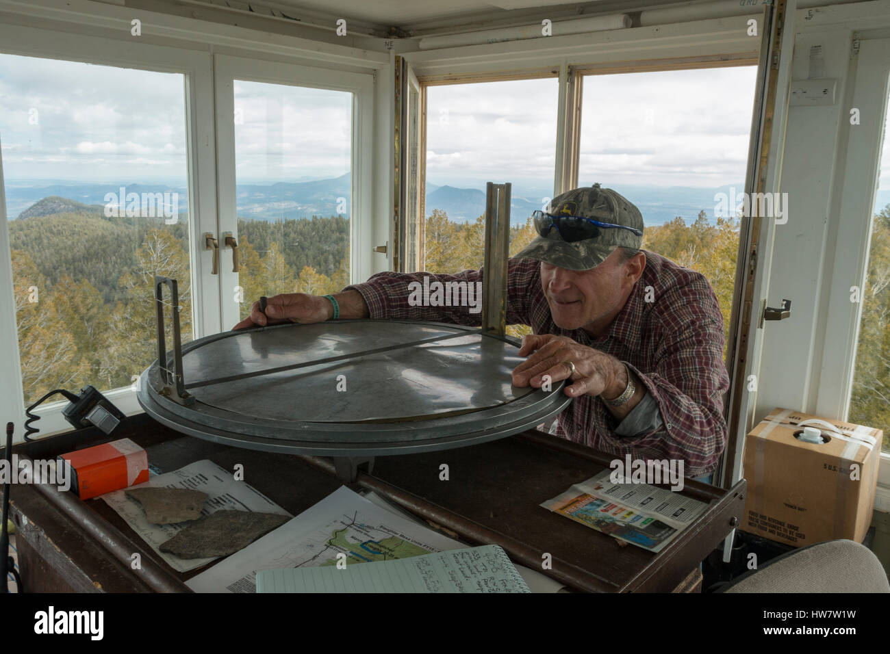 MANGAS Berg, NEW-MEXICO: 27. April 2015: nehmen ein Lager an der Mangas Feuer Suche. Stockfoto