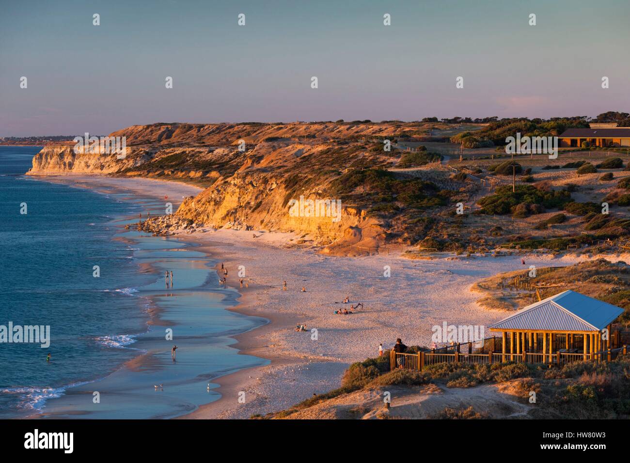 Australien, South Australia, Fleurieu Peninsula, Port Willunga, Sonnenuntergang Stockfoto