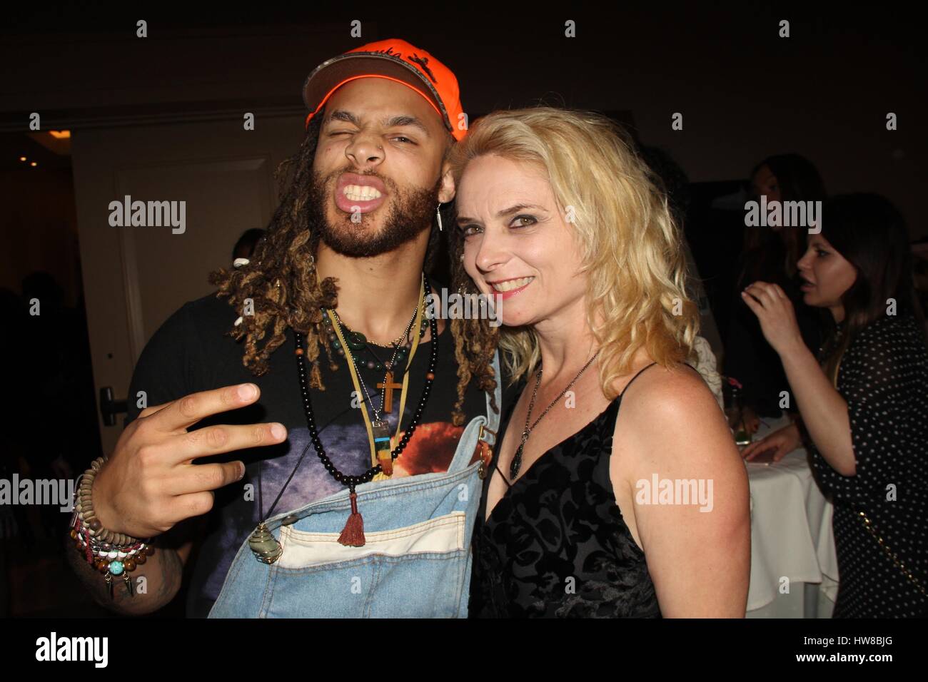 Hollywood, Kalifornien, USA. 17. März 2017. I15890CHW. Kunst Herz Mode Los Angeles Fashionweek Herbst/Winter 2017. Das Beverly Hilton Hotel, Beverly Hills, CA.03/17/2017.DALLAS WADE und DANIELLE PATINO. © Clinton H.Wallace/Photomundo International / Fotos Inc Credit: Clinton Wallace/Globe Fotos/ZUMA Draht/Alamy Live-Nachrichten Stockfoto