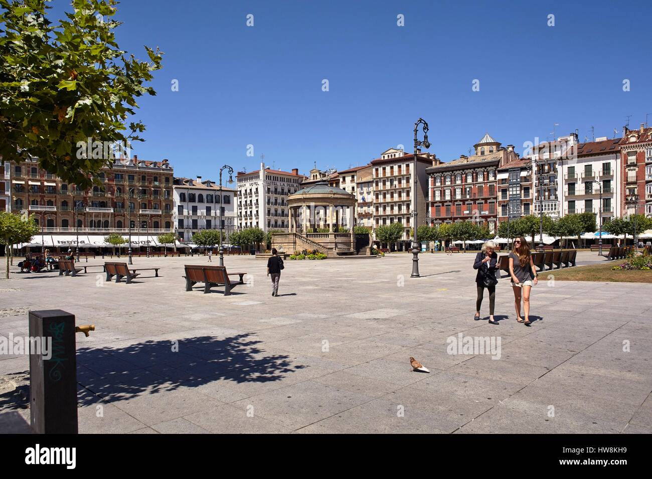 Spanien, Navarra, Pamplona, Palacio de Goyeneche, Barockschloss von der Plaza del Castillo Stockfoto
