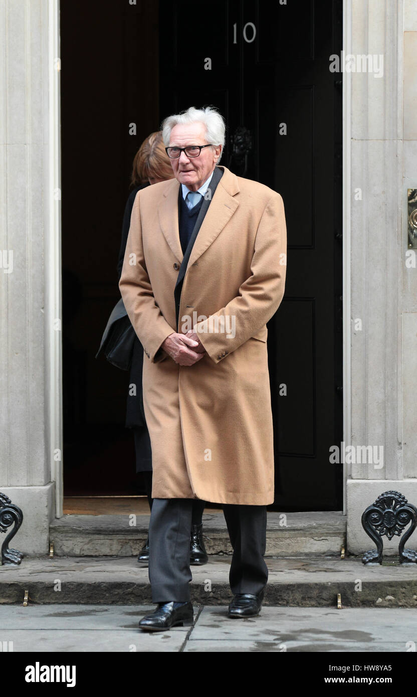 Michael Heseltine gesehen 10 Downing Street in London am 7. Februar 2017 zu verlassen. Stockfoto