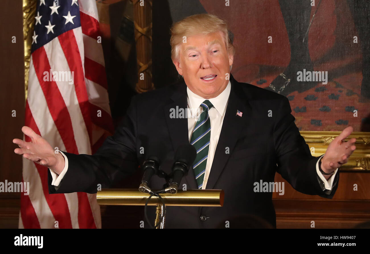 US-Präsident Donald Trump spricht bei einem "Friends of Ireland"-Mittagessen im Capitol Building in Washington, USA. Stockfoto