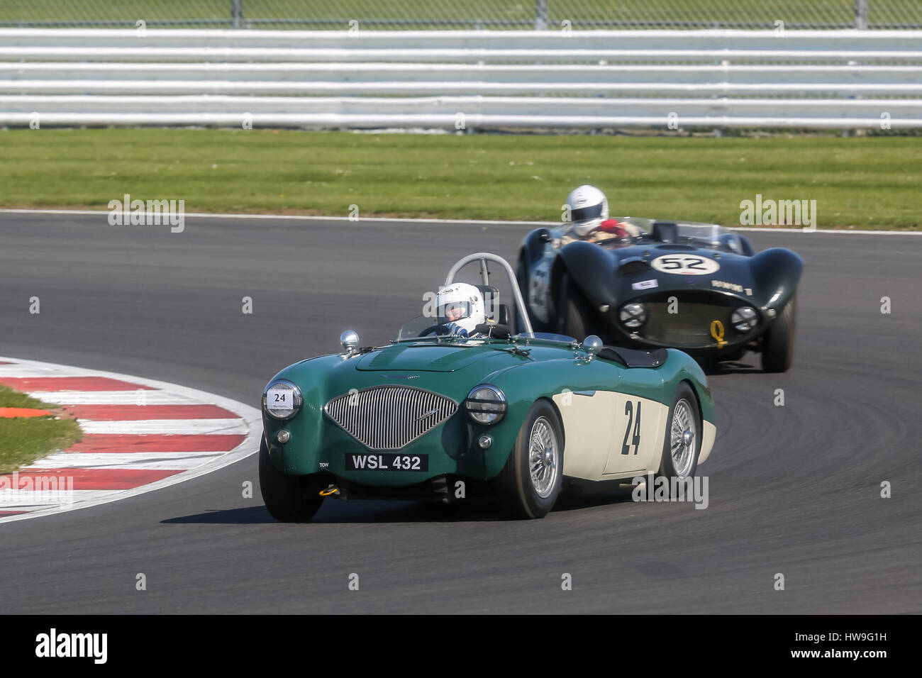 Aufgenommen in der Vintage Sports Car Club (VSCC) Frühling starten Sitzung in Silverstone am 18. April 2015 Stockfoto