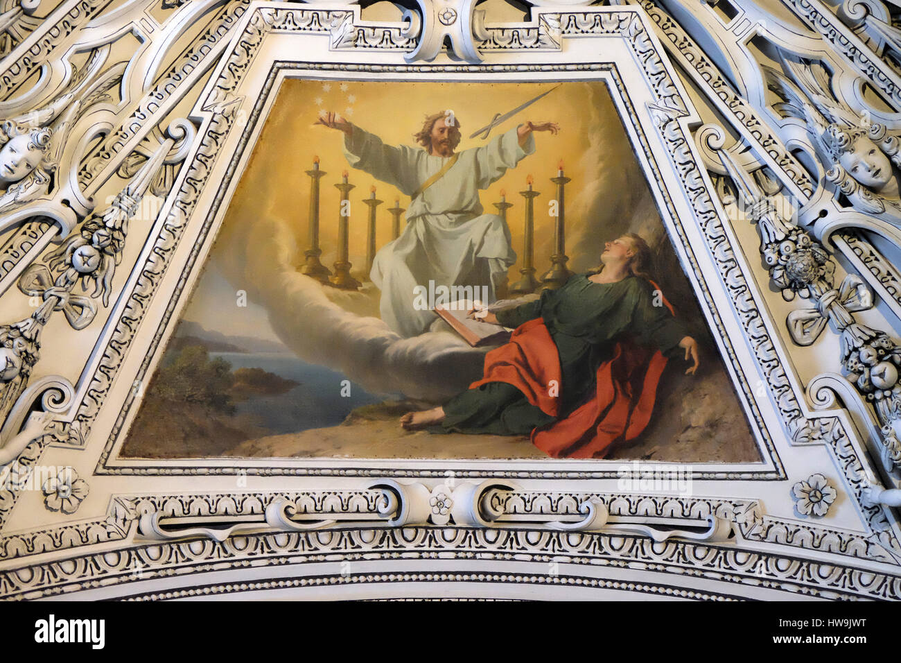 Fragment der Kuppel in der Kapelle der Verklärung Jesu, Salzburger Dom am 13. Dezember 2014 in Salzburg, Österreich. Stockfoto