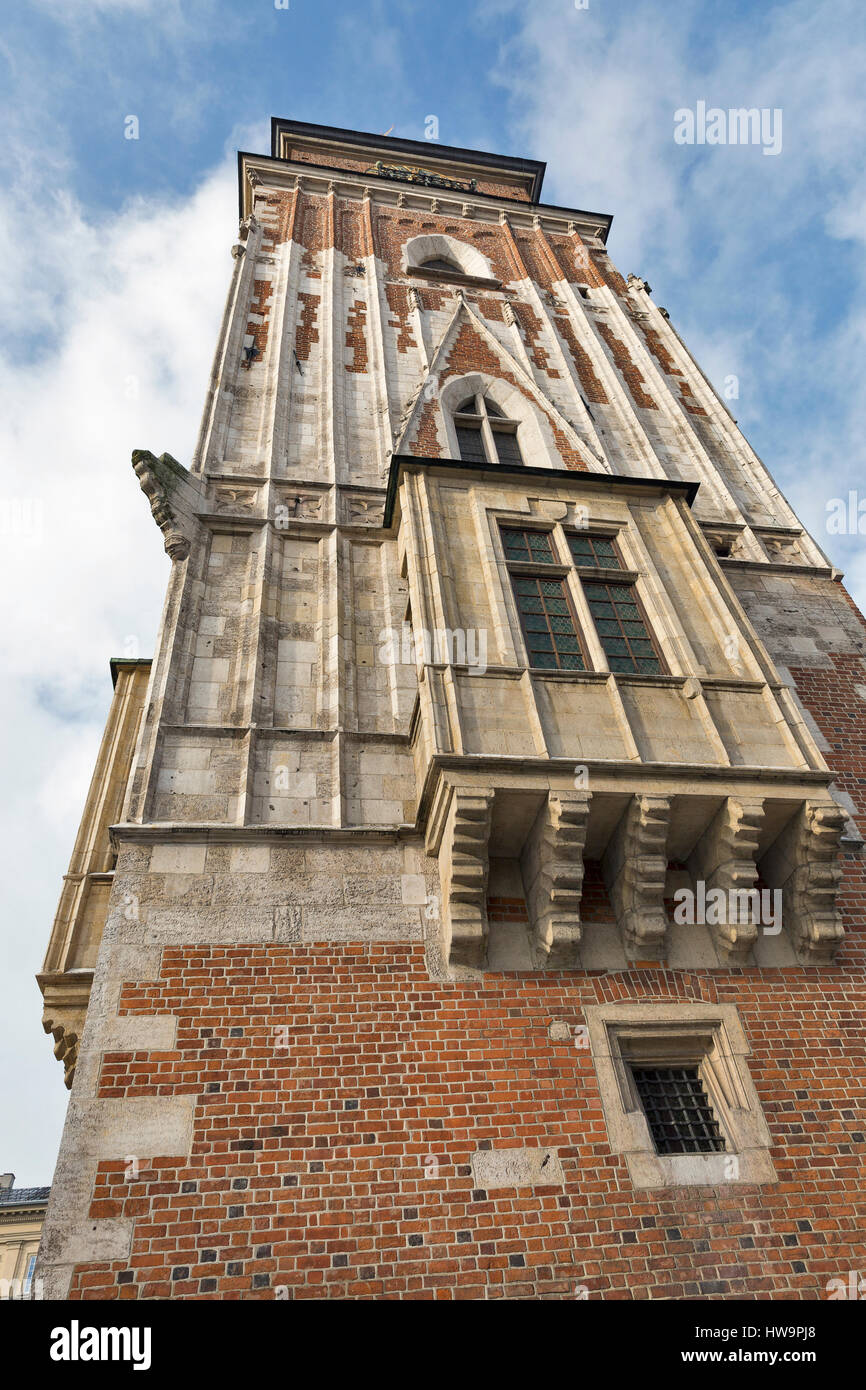 Krakauer gotische Rathaus Turm Closeup, Polen. Jetzt ist es historisches Museum Krakau. Stockfoto