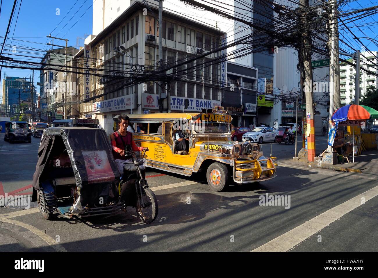 Philippinen, Luzon Insel, Manila, Ermita/Intramuros Bezirk, Jeepney (längliche Jeep, Passagiere zu transportieren) Stockfoto