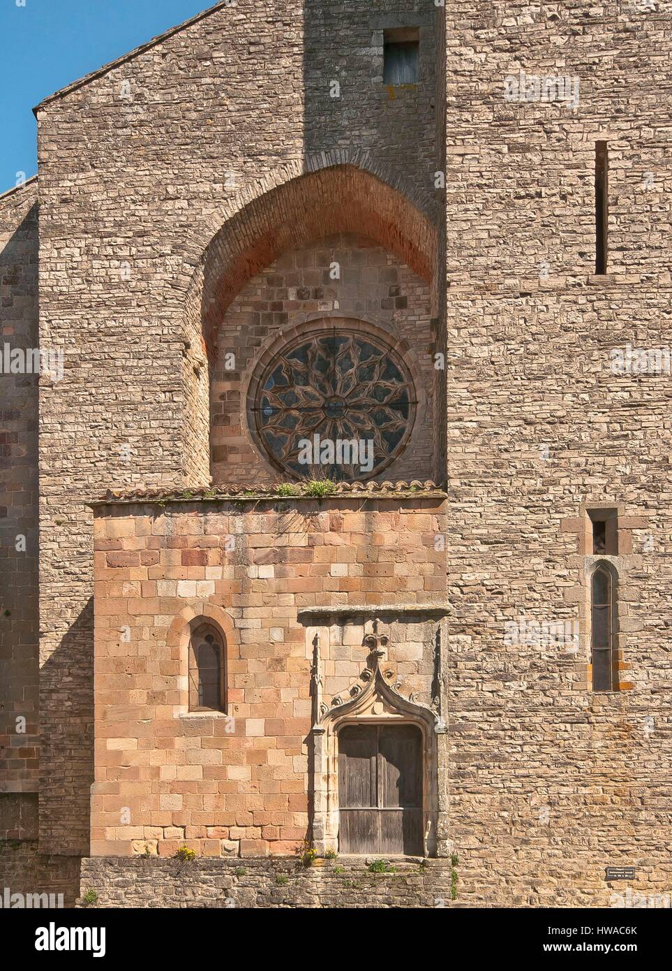 Frankreich, Tarn, Cordes Sur Ciel, St. Michael Kirche, 13. 14. und 15. Jahrhundert Westfassade Stockfoto