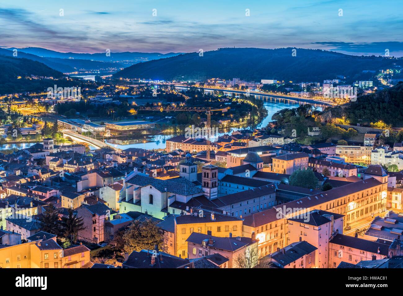 Frankreich, Isere, Vienne am Rande der Rhône, Saint-Romain-En-Gal (69) im Hintergrund Stockfoto