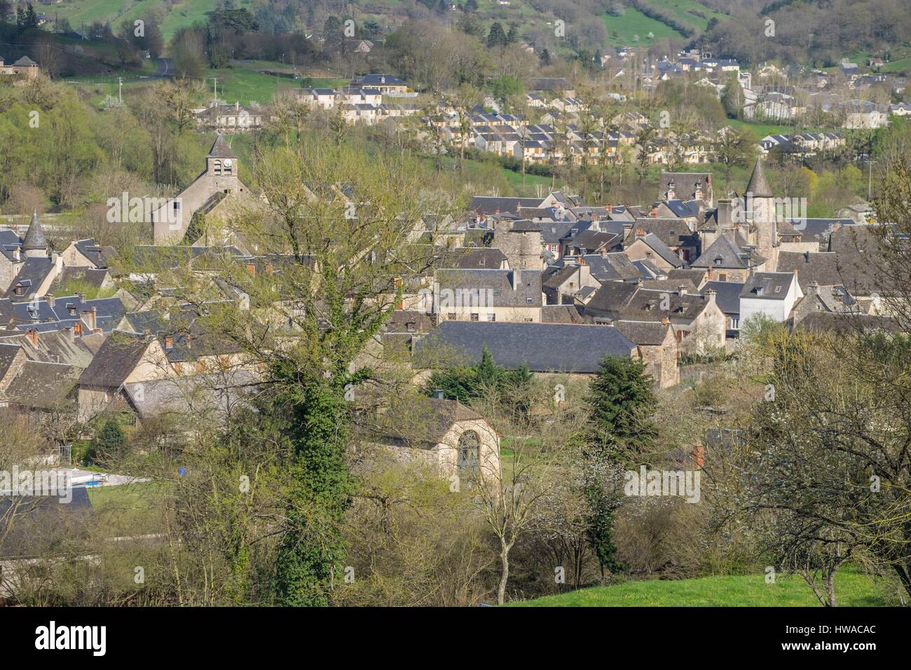 Frankreich, Aveyron, Ste Eulalie d'Olt etikettiert Les Plus Beaux Dörfer de France (The Most Beautiful Dörfer Frankreichs), stoppen auf El Camion de Santiago Stockfoto