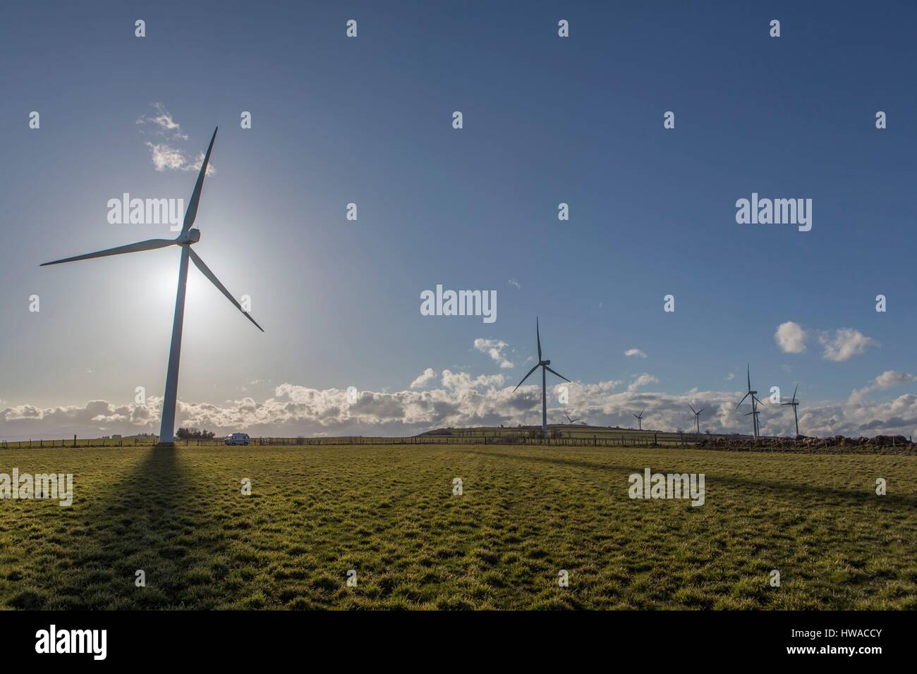 Frankreich, Cantal, Saint Flour Col De La Fageole, Windpark Stockfoto