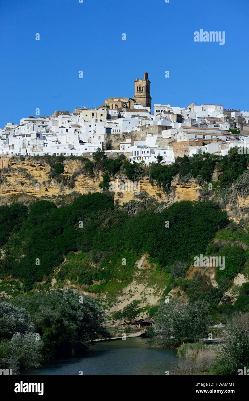 Spanien, Andalusien, weiße Dorf von Arcos De La Frontera, Kirche San Pedro Stockfoto