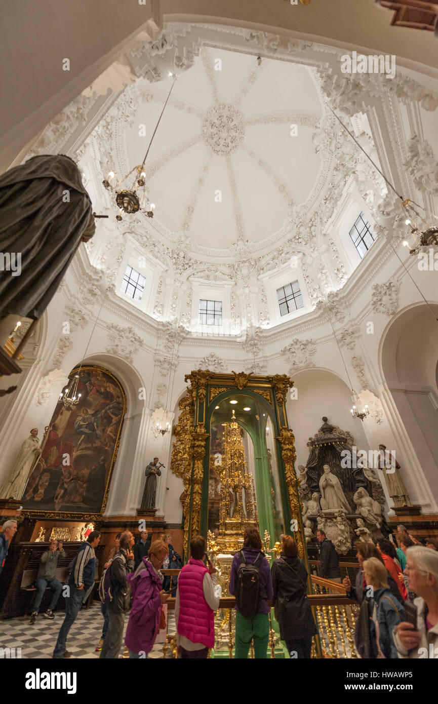 Die Mezquita in Cordoba, Spanien, Innenraum der Kirche Stockfoto