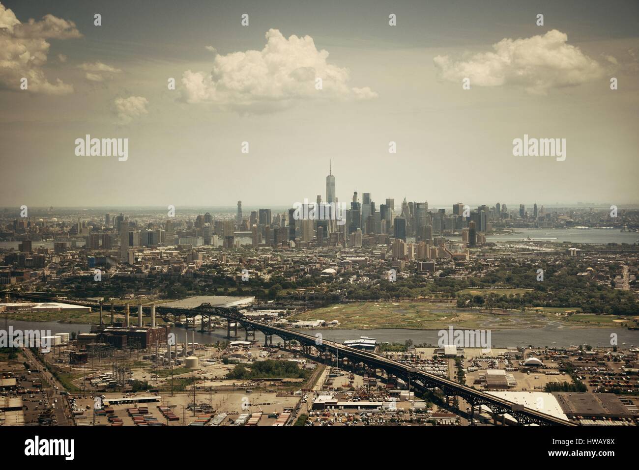Die Innenstadt von New York City-Luftaufnahme mit One World Trade Center und New Jersey Stockfoto