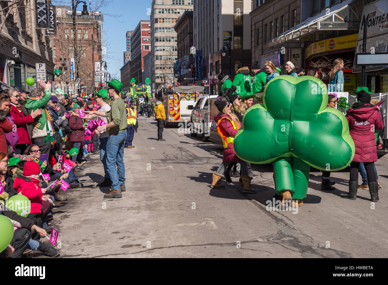 Montreal, Kanada. 19. März 2017. Montreals St. Patricks Day parade Credit: Marc Bruxelle/Alamy Live News Stockfoto