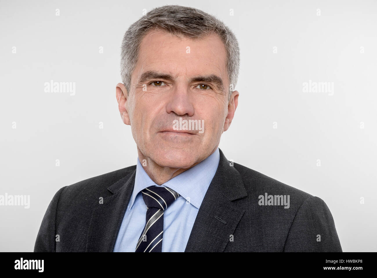 Hans Demmel, Vorstandsvorsitzender der TV Nachrichtensender n-tv, fotografiert in Köln, Deutschland, 7. März 2017. Foto: Michael Kappeler/dpa Stockfoto