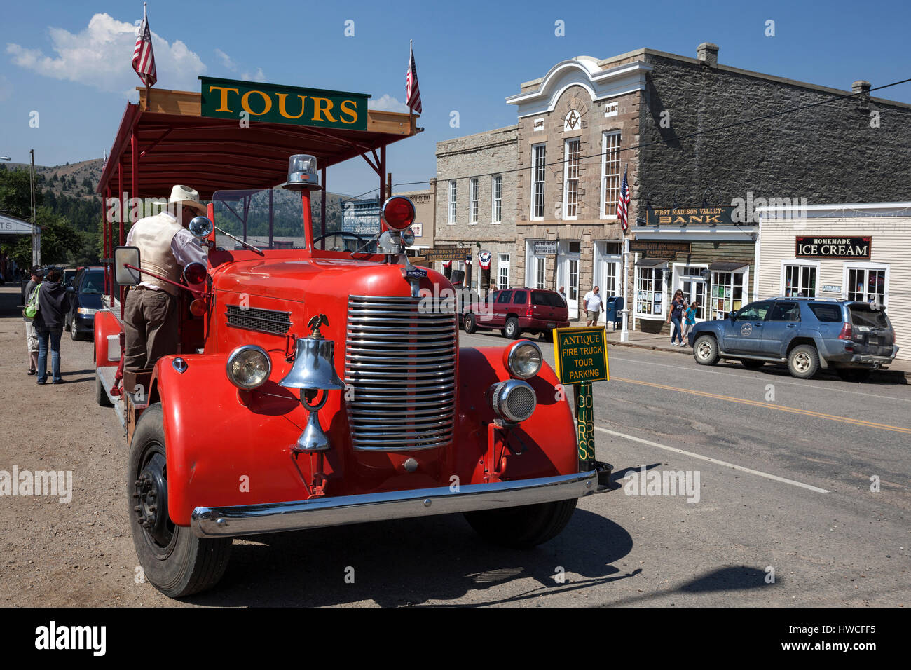Oldtimer für touristische Touren, Virginia City, ehemalige Goldgräberstadt, Provinz von Montana, USA Stockfoto