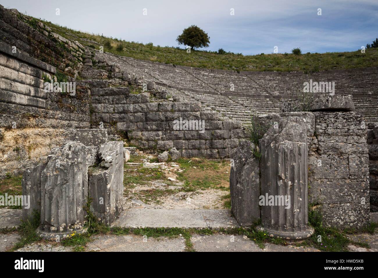 Griechenland, Region Epirus, Ioannina-Bereich, Dodoni, Theater von Dodoni, 3. Jahrhundert v. Chr. gebaut Stockfoto