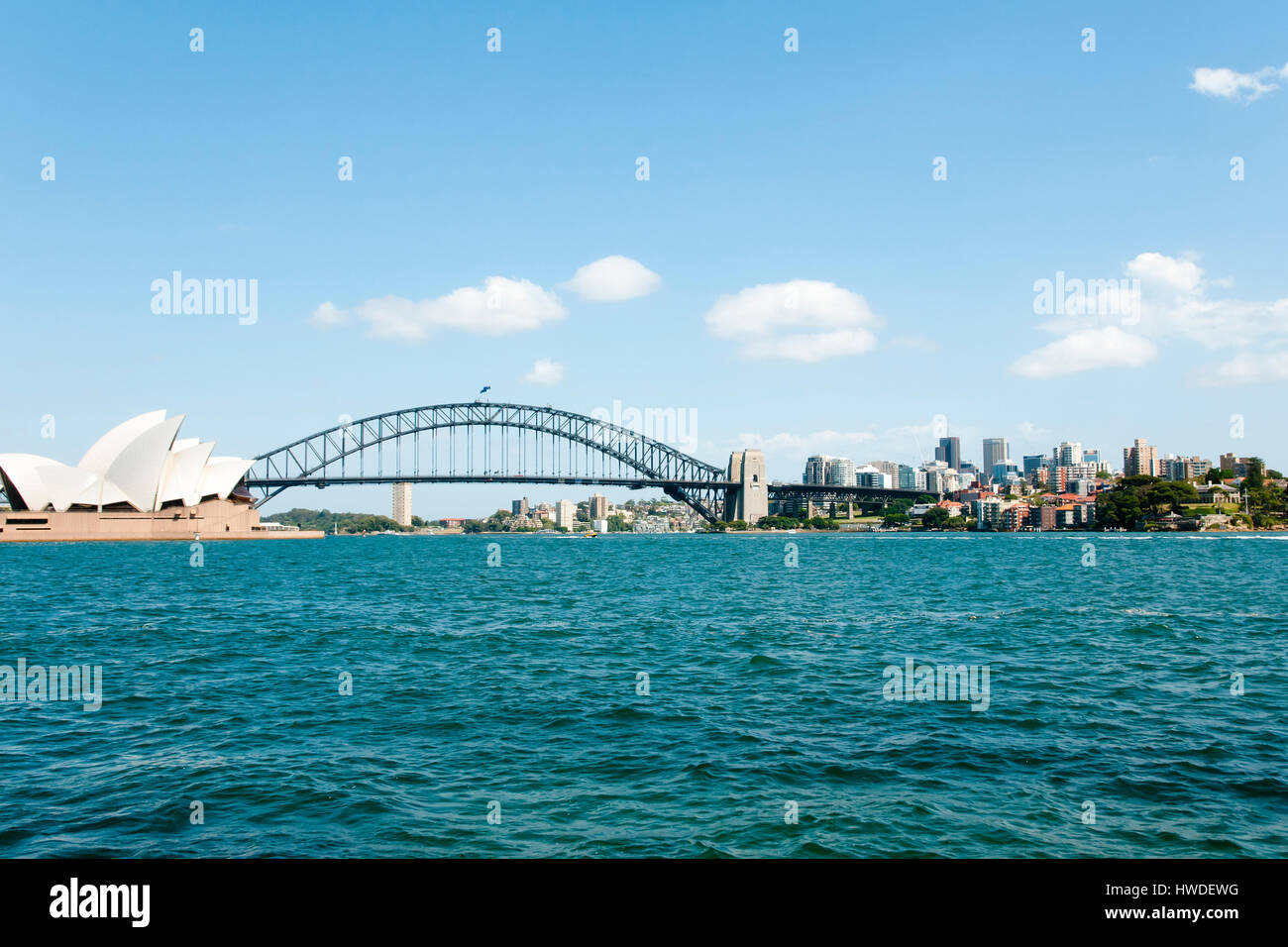 SYDNEY, Australien - 12. Dezember 2016: Ikonischen Sydney Harbor View aus Farm Cove Stockfoto