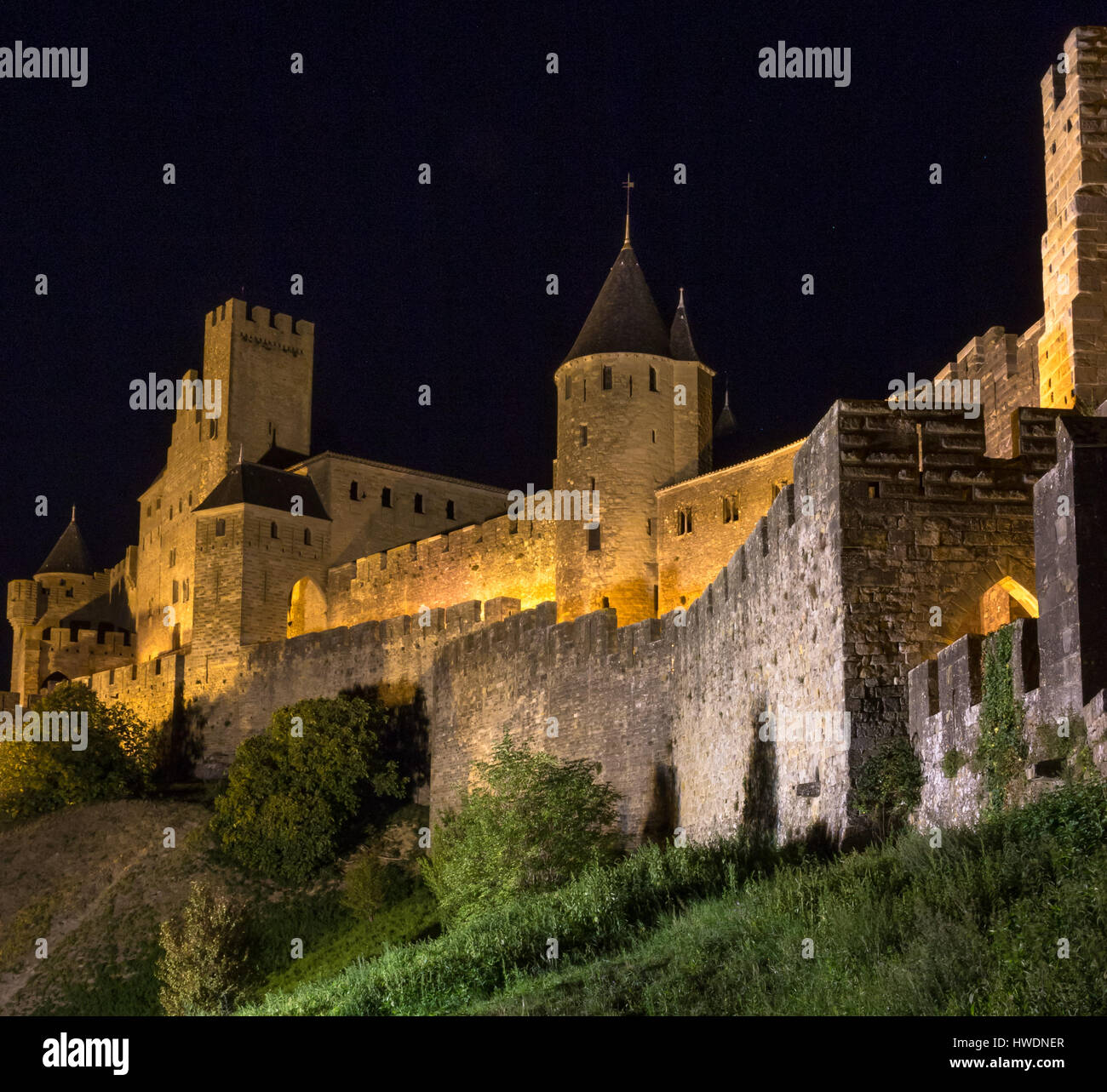 Carcassone Burg bei Nacht in Frankreich Stockfoto
