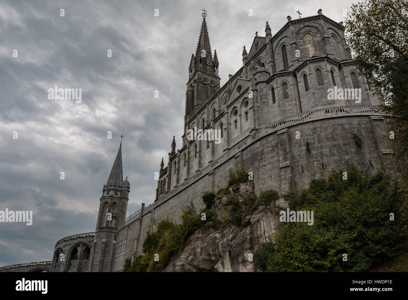 Die Basilika unserer lieben Frau in Lourdes, Frankreich Stockfoto