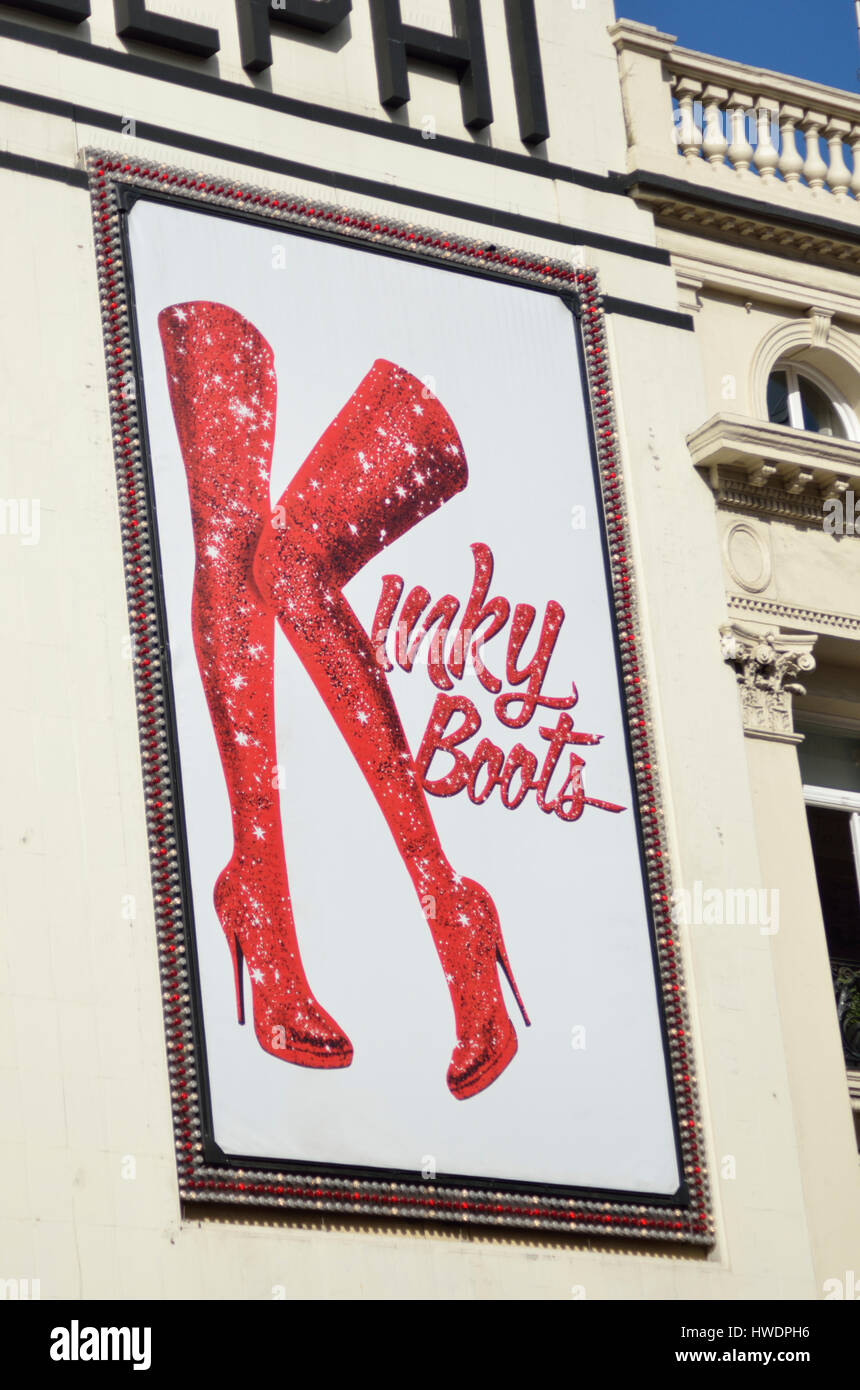 Kinky Boots musikalische Billboard außerhalb der Adelphi Theatre in the Strand, London, UK. Stockfoto