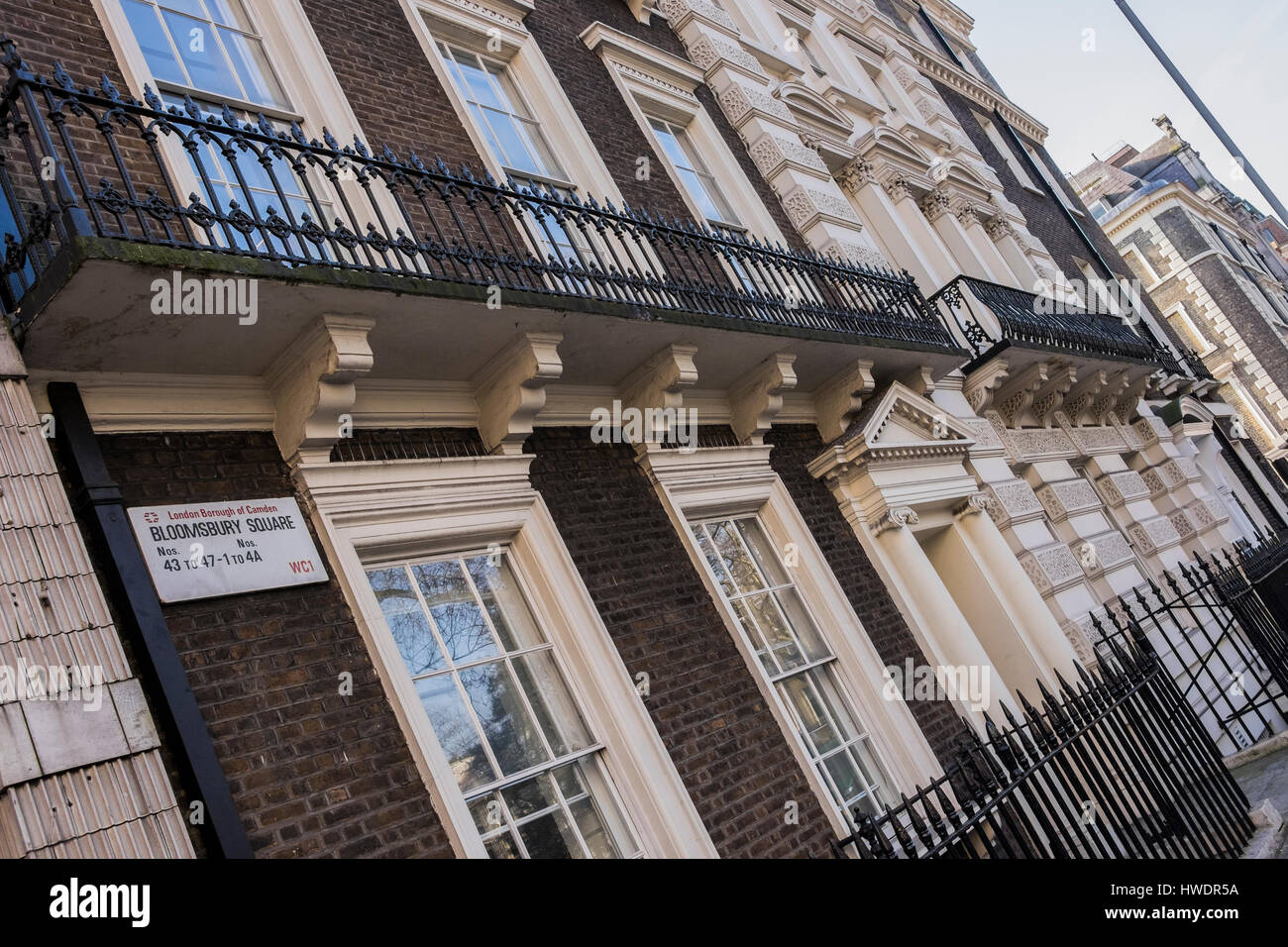 Bloomsbury Square, einem Gartenplatz befindet sich im Zentrum von London, England, U.K Stockfoto Bloomsbury Square, einem Gartenplatz befindet sich im Zentrum von London, England, U.K Stockfoto