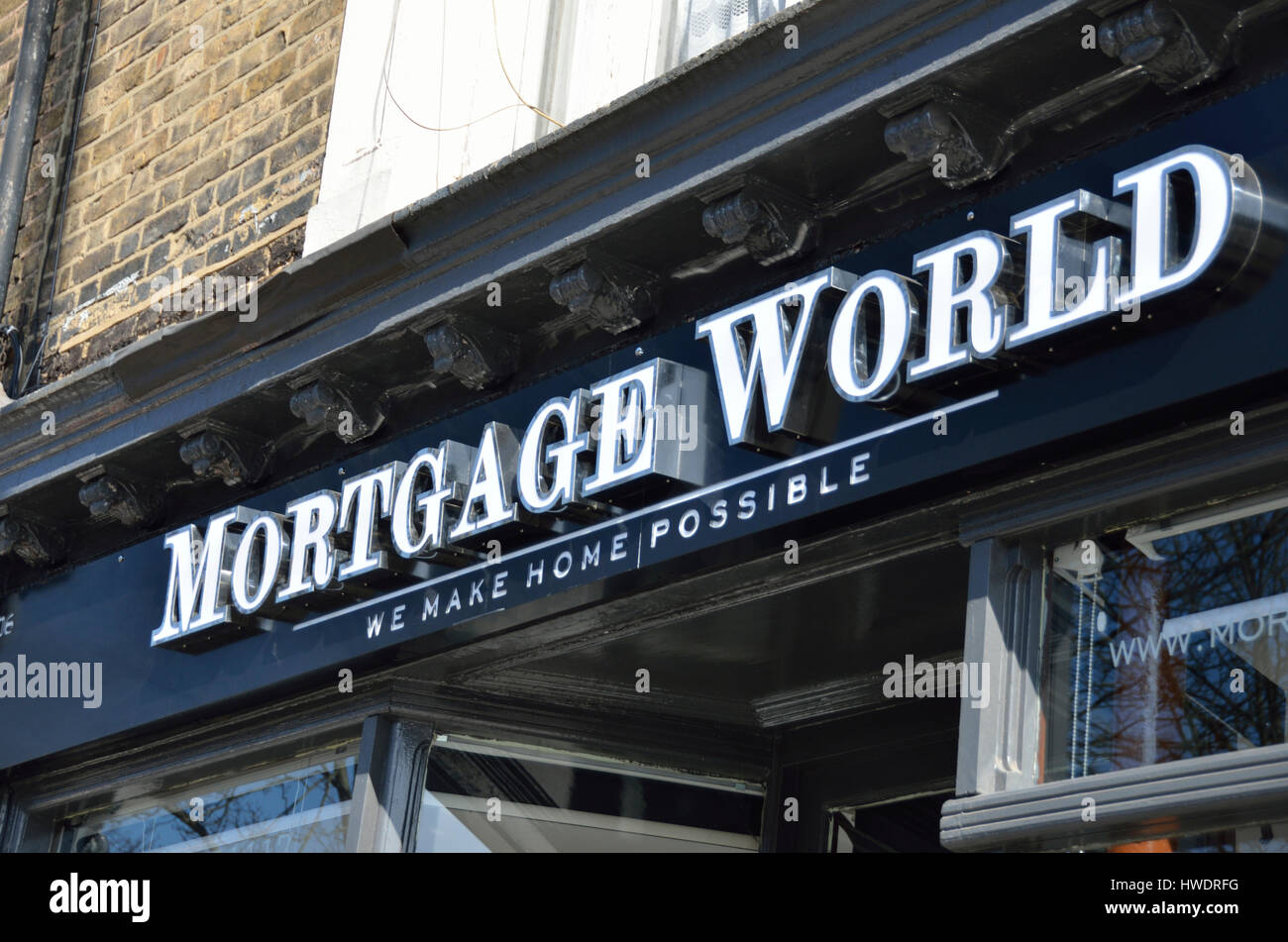 Hypotheken Sie-Darlehen Shop der Welt in Tottenham, London, UK. Stockfoto