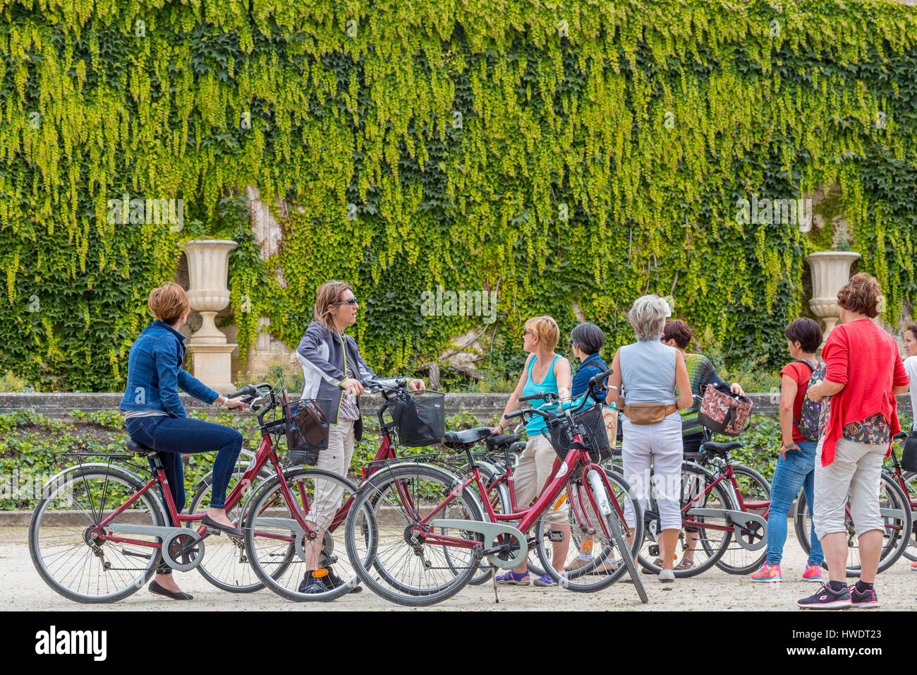 Frankreich, Gironde, Bordeaux, öffentlichen Garten aus dem 18. Jahrhundert, Radfahren im Park in englischer Sprache Stockfoto