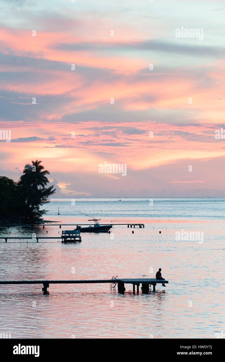 Frankreich, Französisch-Polynesien, Gesellschaft-Archipel, Moorea Insel, Sonnenuntergang Stockfoto