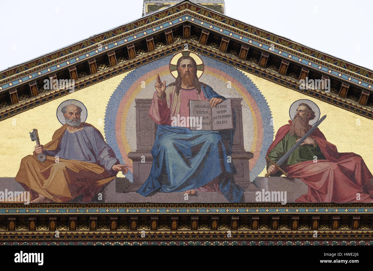 Mosaik von Jesus Christus der Lehrer, Heiligen Peter und Paul, Basilika Sankt Paul vor den Mauern, Rom, Italien Stockfoto