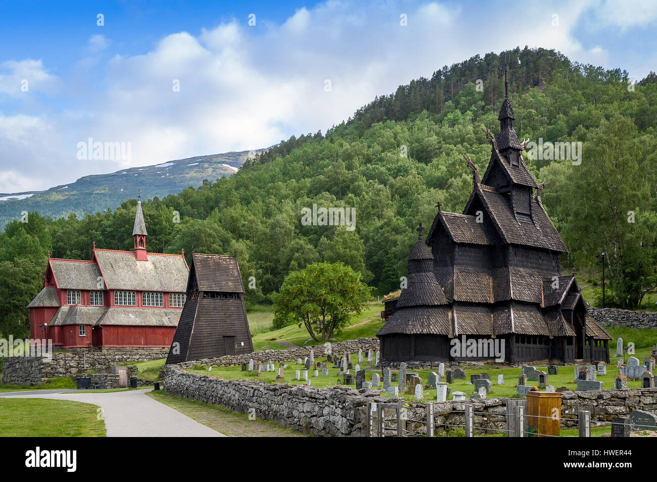 Borgund Stavkirke und Bell tower Stockfoto