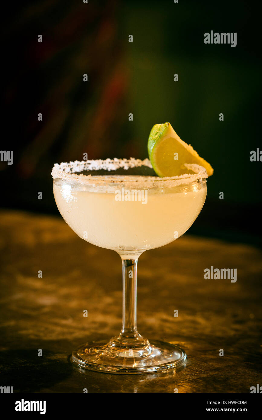 mexikanische Zitrone Limette Margarita Tequila cocktail trinken in ...