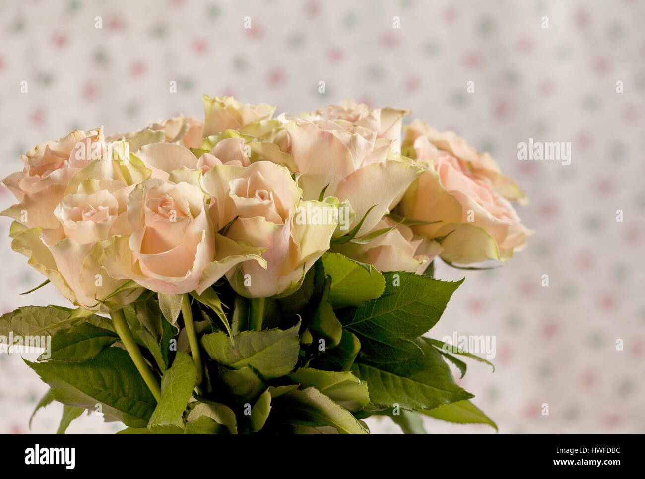hübsche Blumen Rosen schönen Blumenstrauß Stockfoto