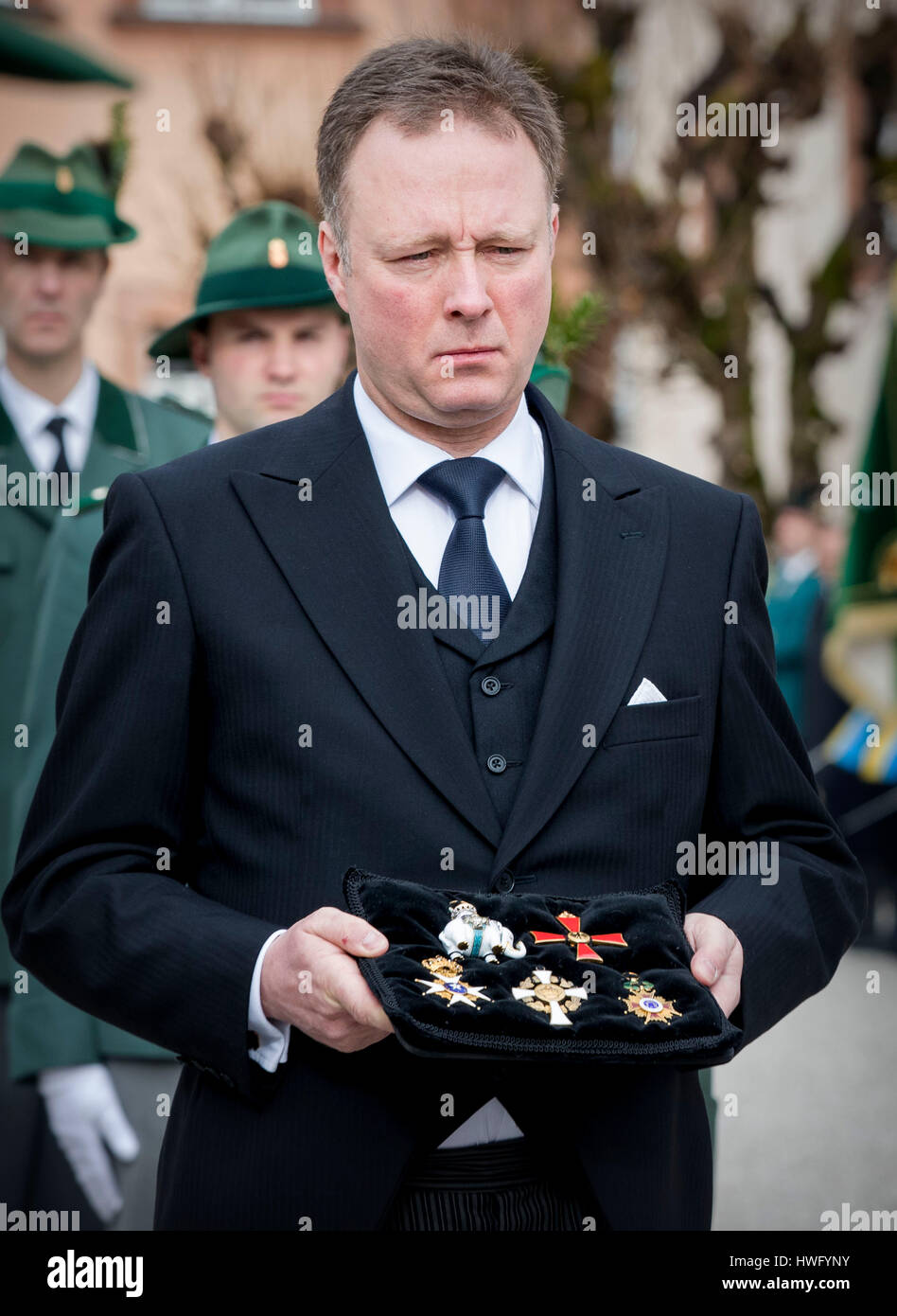 Prince gustav prince zu sayn wittgenstein berleburg Fotos und